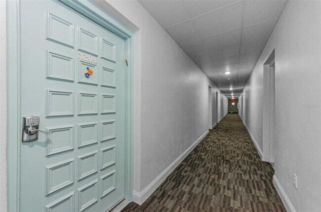 Building Photo - 2700 Bayshore Blvd