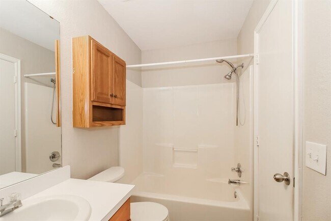 Building Photo - 2624 Briar Patch Way