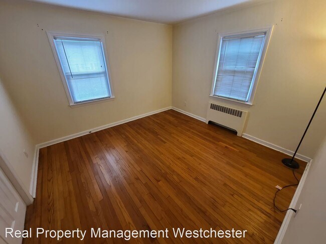 Building Photo - 4 br, 2 bath House - 1 Washington Avenue