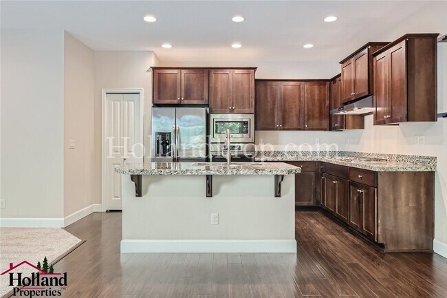 Building Photo - **COMING SOON** Spacious 4-Bedroom Home wi...