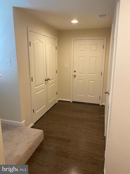 Building Photo - 37 Cecily Way