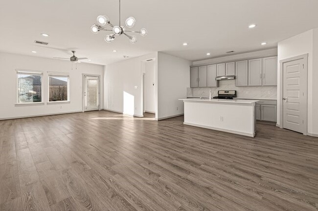 Building Photo - 7538 Keystone Blossom Trl