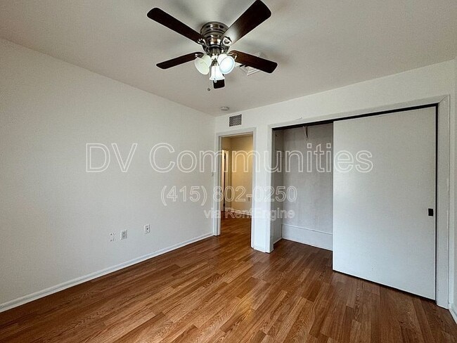 Building Photo - 817 Westmont Dr
