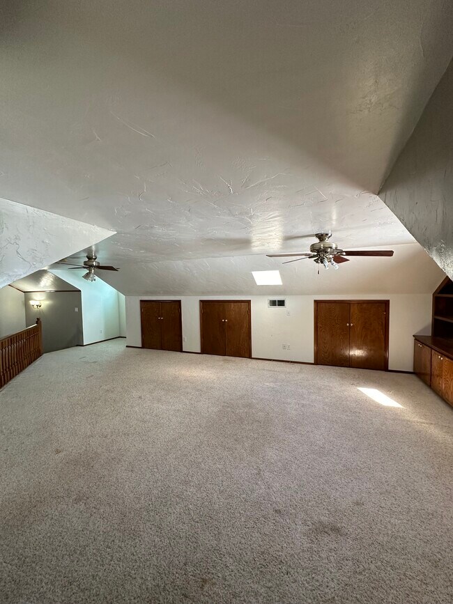 Building Photo - 17600 Durbin Park Rd