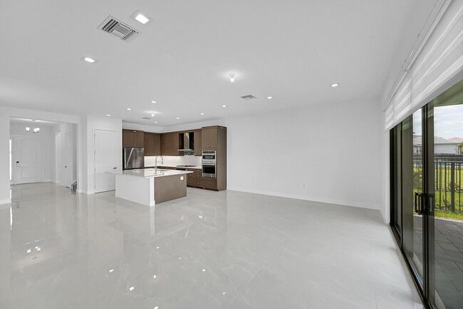 Building Photo - 13080 Feathering Wy