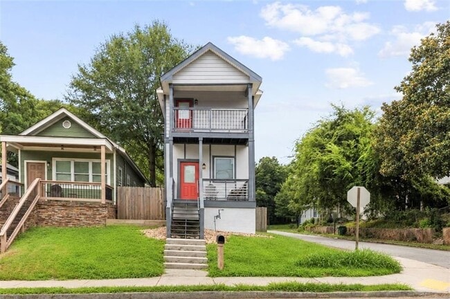 Building Photo - 494 Rockwell St SW