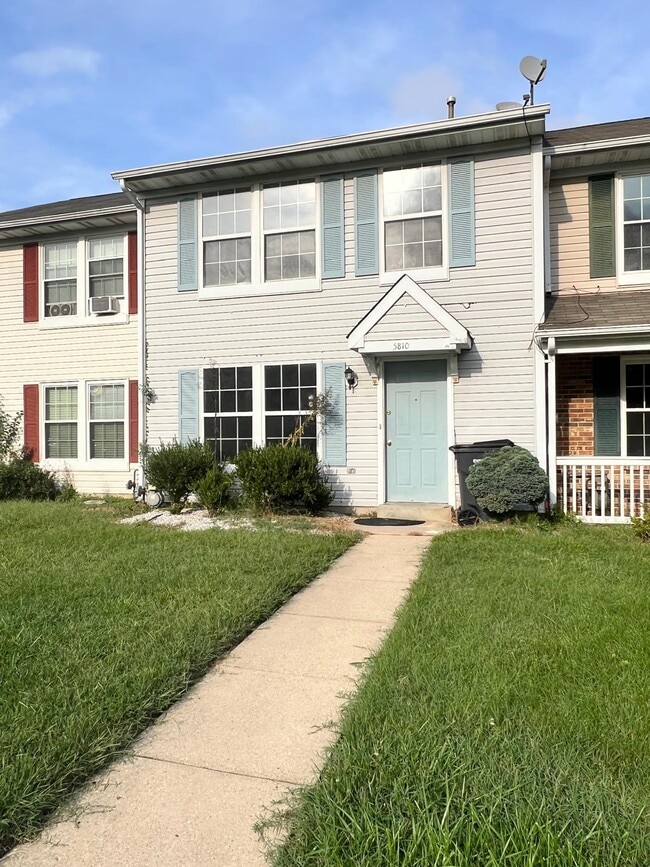 Building Photo - 5810 Springfish Pl