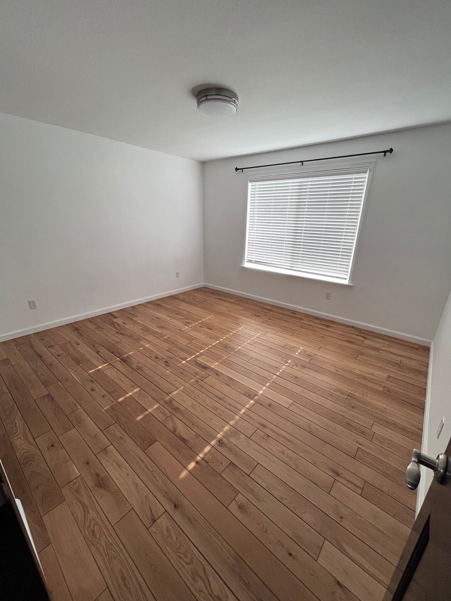 Building Photo - 2603 S 86th Ave