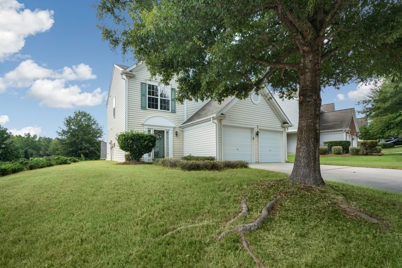 Building Photo - 5020 Babbling Brook Dr