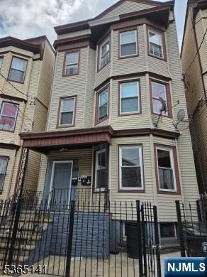 Primary Photo - 178 N 11th St