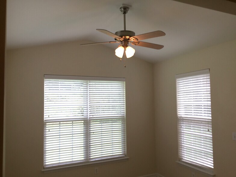 Building Photo - 5103 Cragganmore Dr