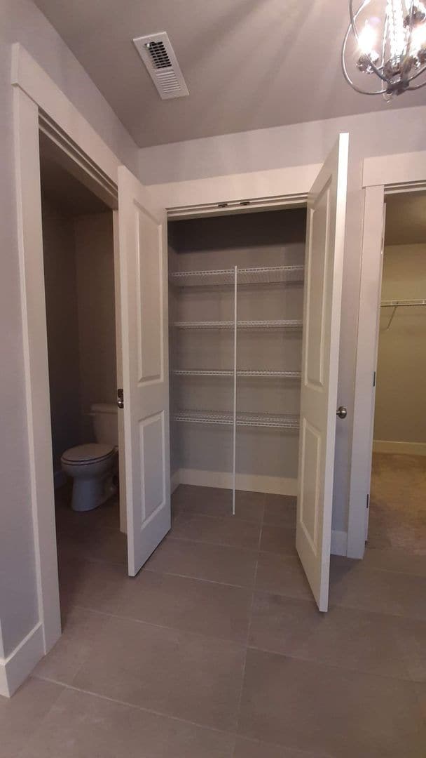 Building Photo - Magnificent Gig Harbor 4 Bed Home For Rent