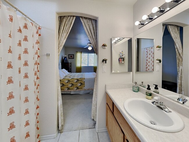 Building Photo - Winter rental