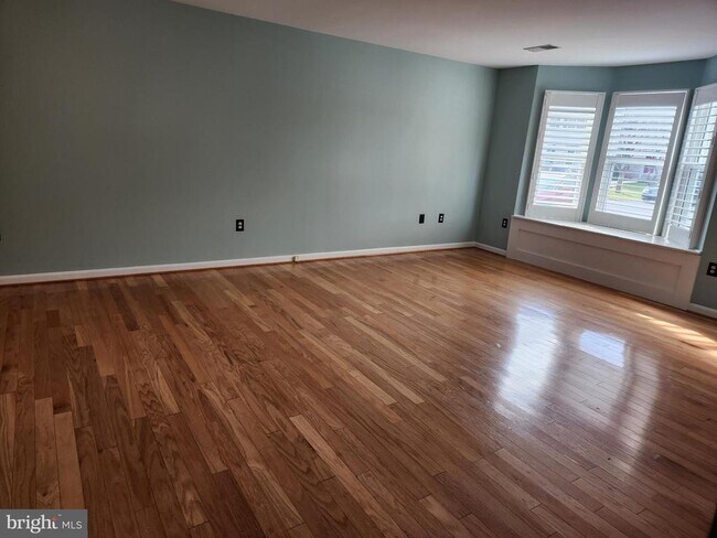 Building Photo - 239 Morningside Dr