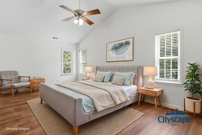 Building Photo - FABULOUS 4 BEDROOM RENOVATED ASHBROOK HOME