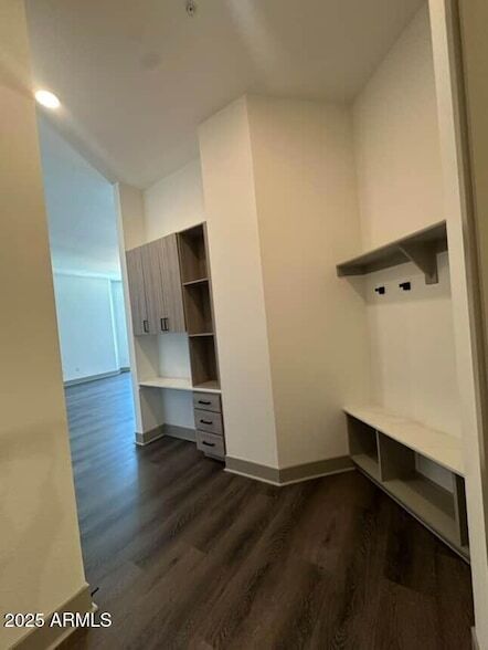 Building Photo - 7111 E Tierra Buena Ln