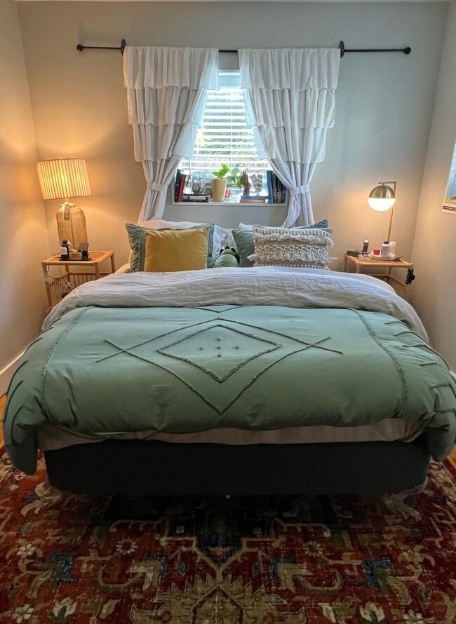 Building Photo - 1BR - Piedmont Park!