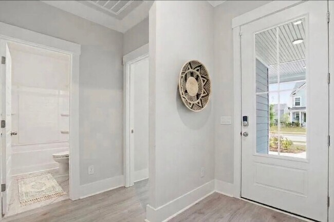 Building Photo - Charming 4-bedroom, 2-bath home in Summerville, SC