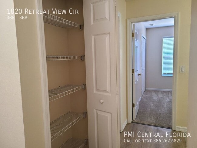 Building Photo - 1820 Retreat View Cir