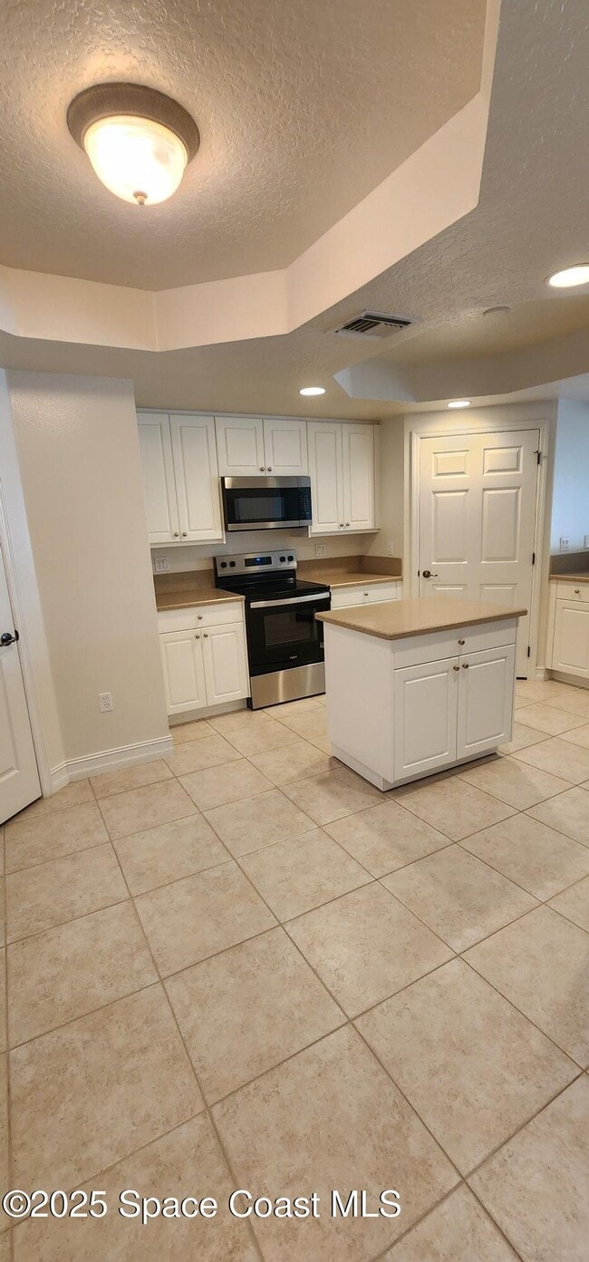 Building Photo - 134 Starboard Ln