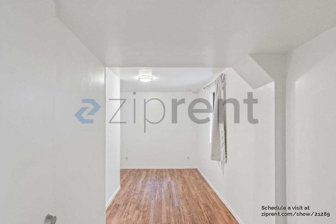 Building Photo - 200 Dellbrook Ave