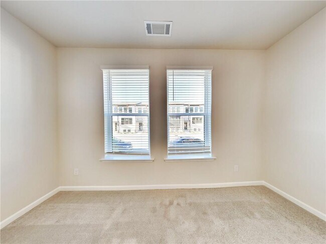 Building Photo - 321 Sammon Wy