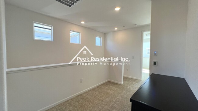 Building Photo - New Elk Grove 3bd/2.5ba Home near Big Horn...