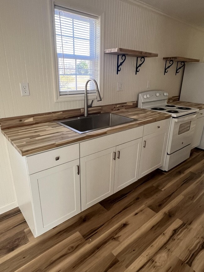 Building Photo - 3302 GA-15