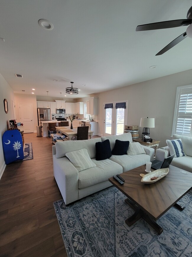 Building Photo - 1209 Salty Hammock Ct