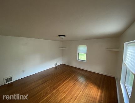 Building Photo - 2 br, 1 bath House - 7817 Camp Ernie Rd