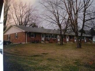 Primary Photo - 110-111 N Stafford St