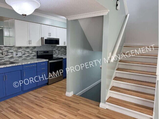 Building Photo - 17460 Dunewood Ct