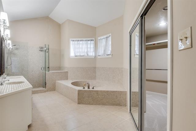 Building Photo - 5934 Glen Heather Dr