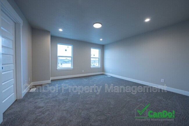 Building Photo - 1417 Pinecrest Trl