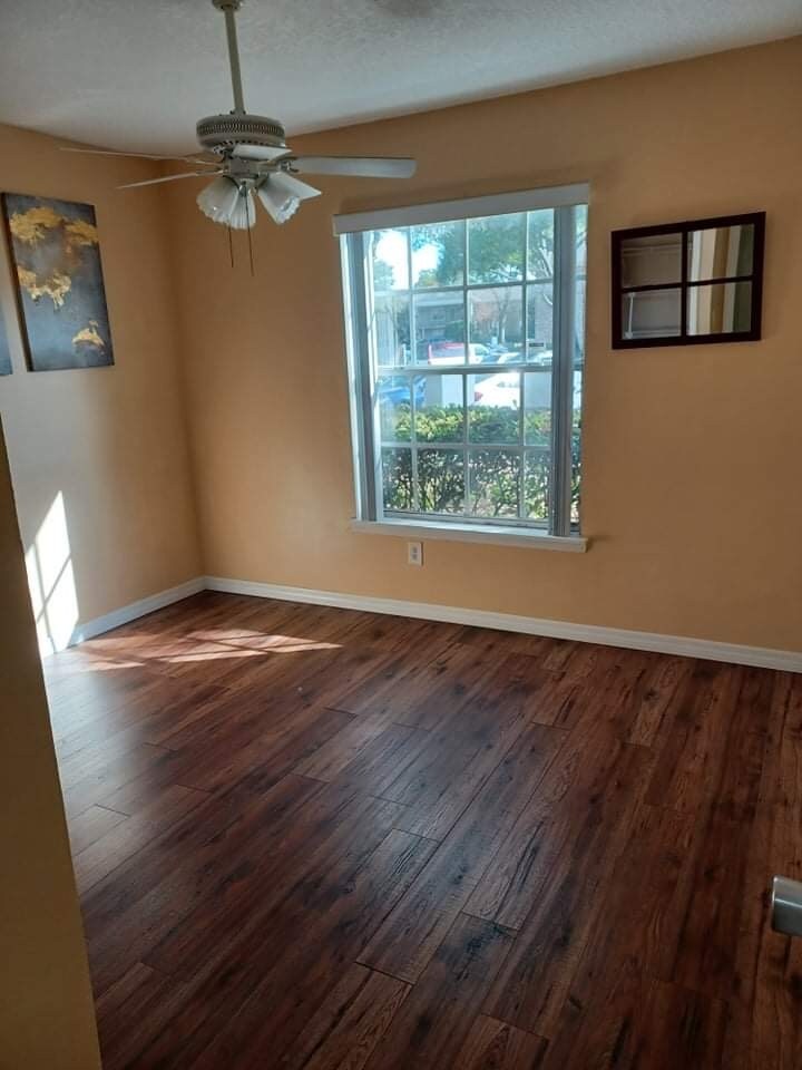 Building Photo - 129 Reserve Cir