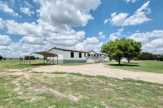 Building Photo - 132 Co Rd 247