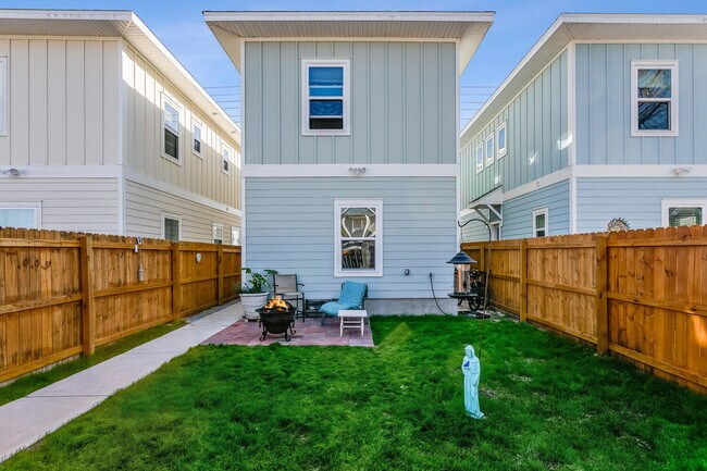 Backyard - 714 W Main St