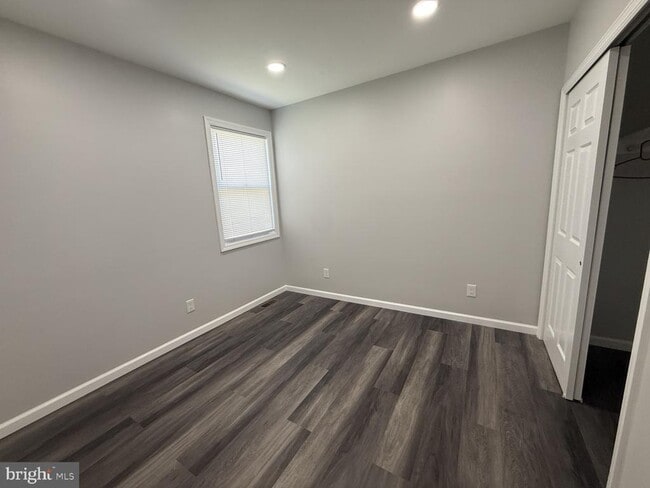 Building Photo - 383 Johnson Ave