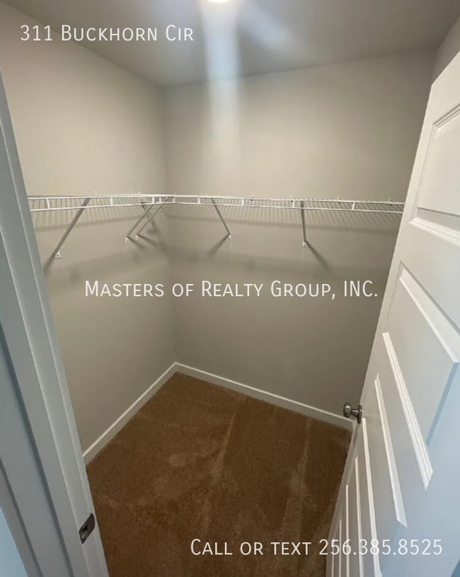 Building Photo - 311 Buckhorn Cir