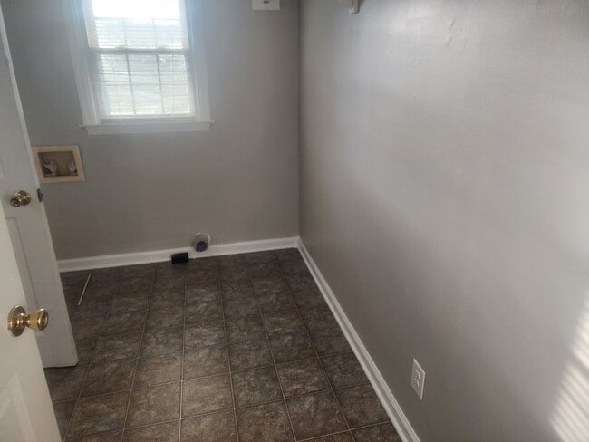 Building Photo - Charming Rural Retreat in Louisburg, NC