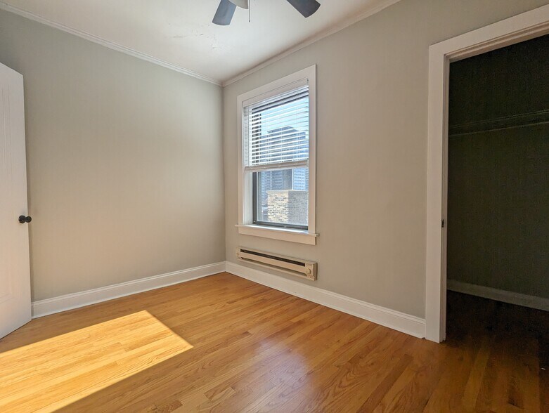 Building Photo - 618 W Patterson