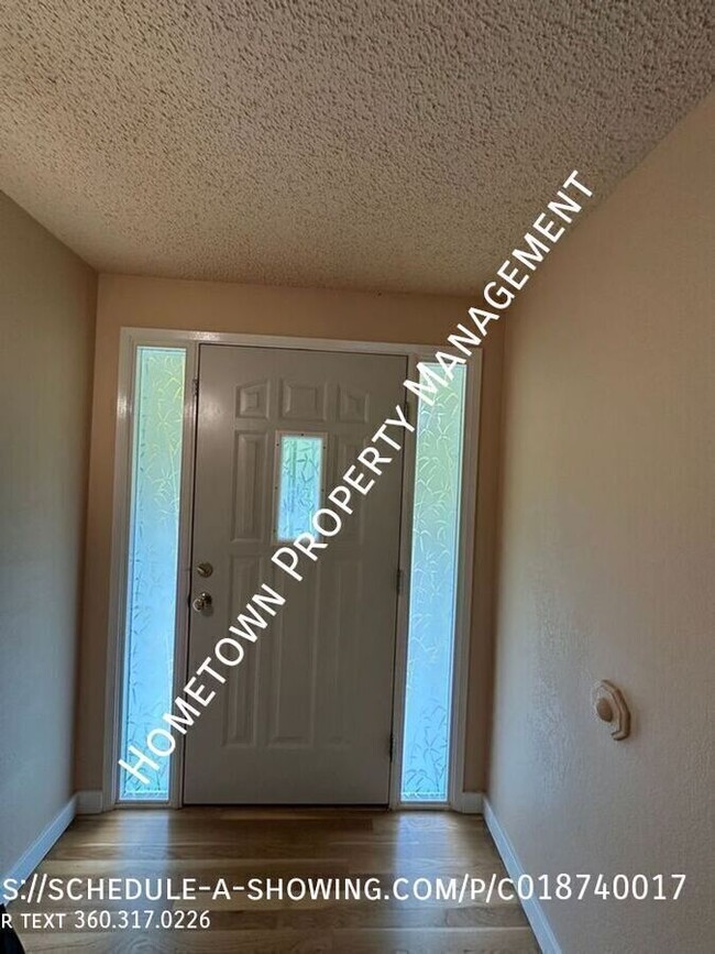 Building Photo - 3138 60th Loop SE