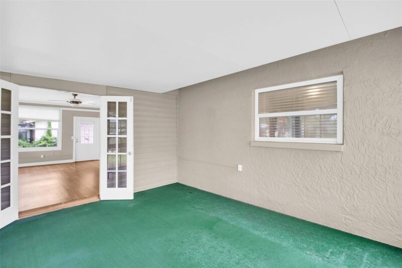 Building Photo - 2336 Malcolm Dr