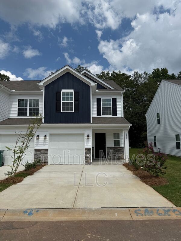 Primary Photo - 820 Sandbach Rd