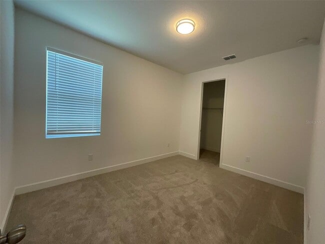 Building Photo - 3220 Canna Lily Pl