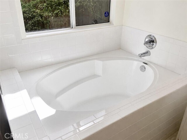 Building Photo - 7350 Legacy