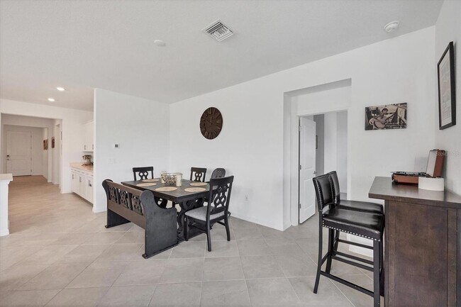 Building Photo - 11314 Pinot Dr