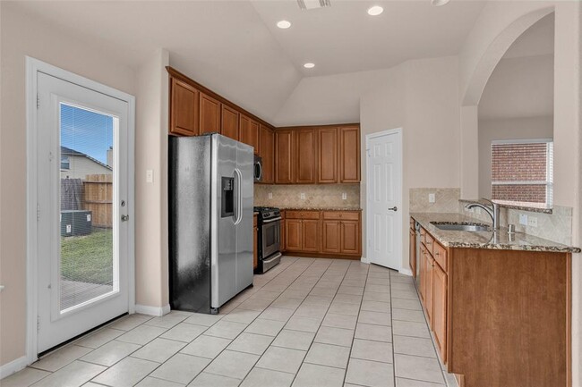 Building Photo - 24615 Tribeca Ln