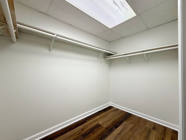 Building Photo - Private 5-Bedroom Dream Home with Creek, Pond & 3 Levels of Living Space