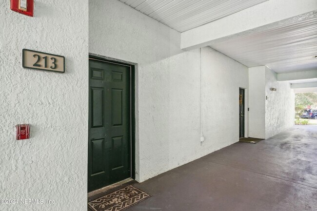 Building Photo - 785 Oakleaf Plantation Pkwy